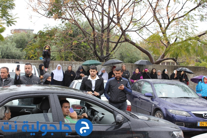 رفع قبة مسجد الروضة في جلجولية